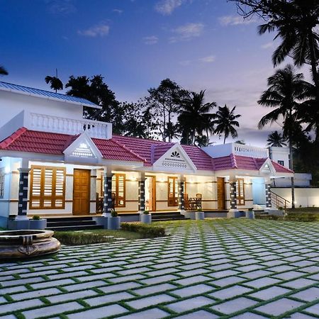Serene Stay Alappuzha Exterior photo